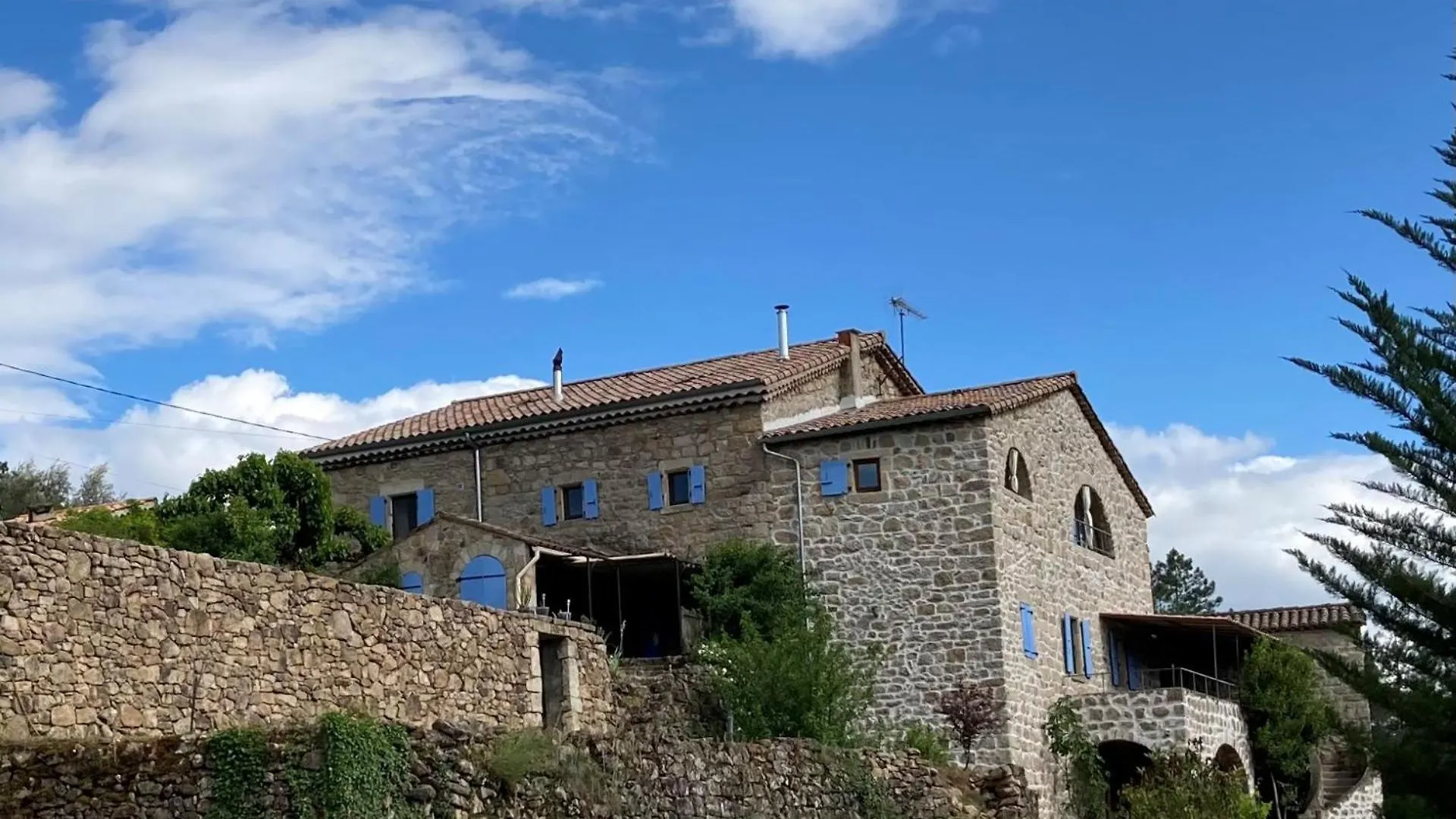 Mas De La Giralde - Gites Payzac  Payzac (Ardeche)